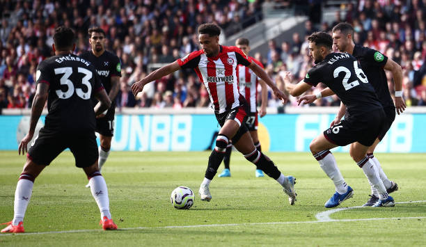 里夫斯在场 里夫斯在场